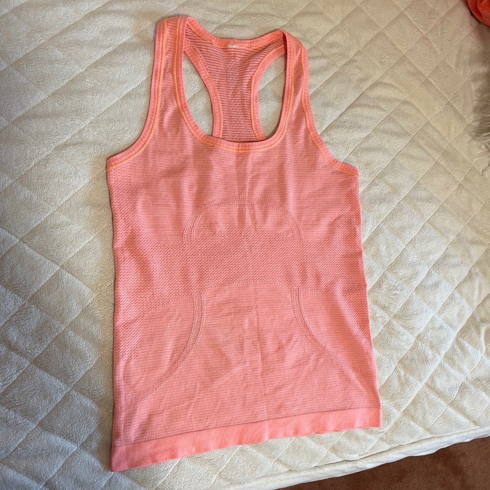 Lululemon GUC Swiftly Tank in Heathered Orange Sorbet